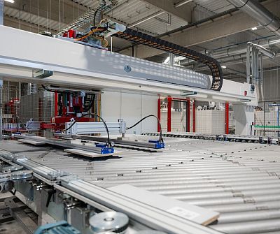 automatische Kantenanleimlinie